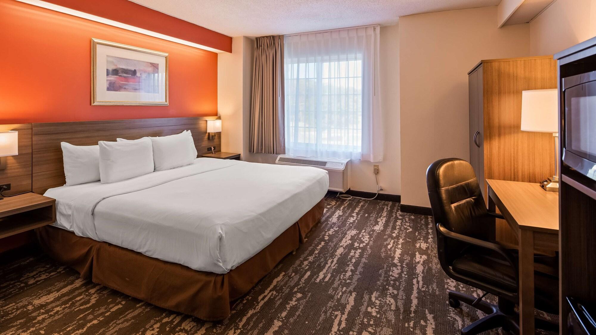 Charlevoix Inn & Suites Surestay Collection By Best Western 외부 사진