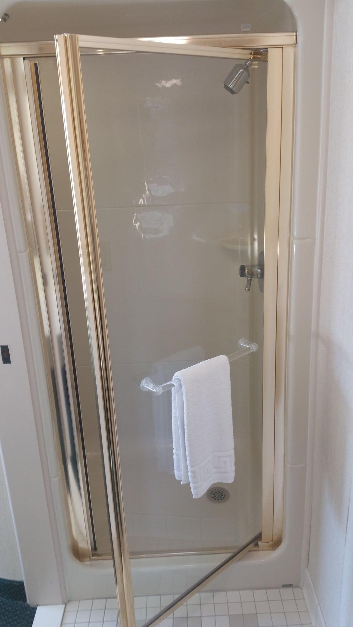 Charlevoix Inn & Suites Surestay Collection By Best Western 외부 사진