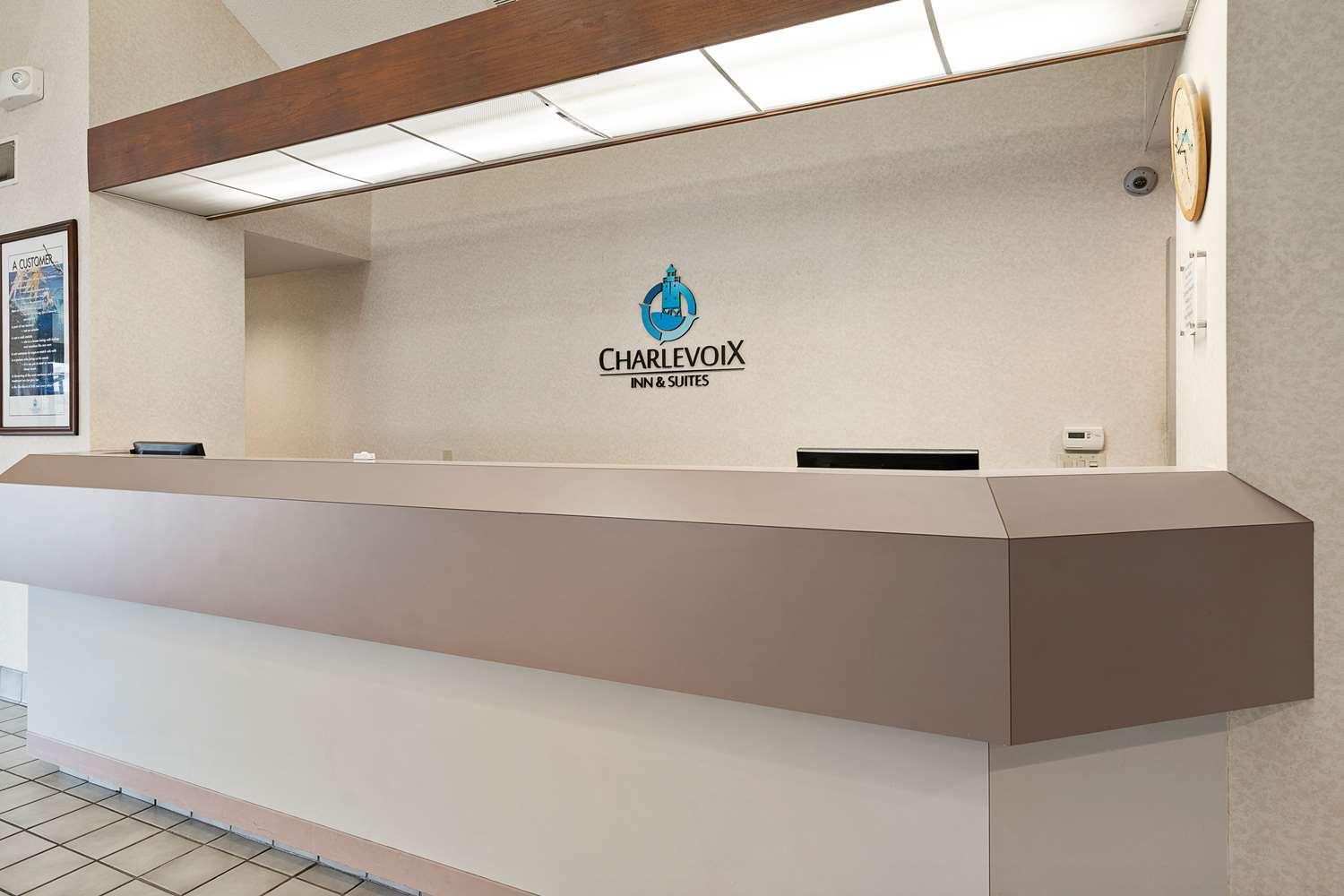 Charlevoix Inn & Suites Surestay Collection By Best Western 외부 사진